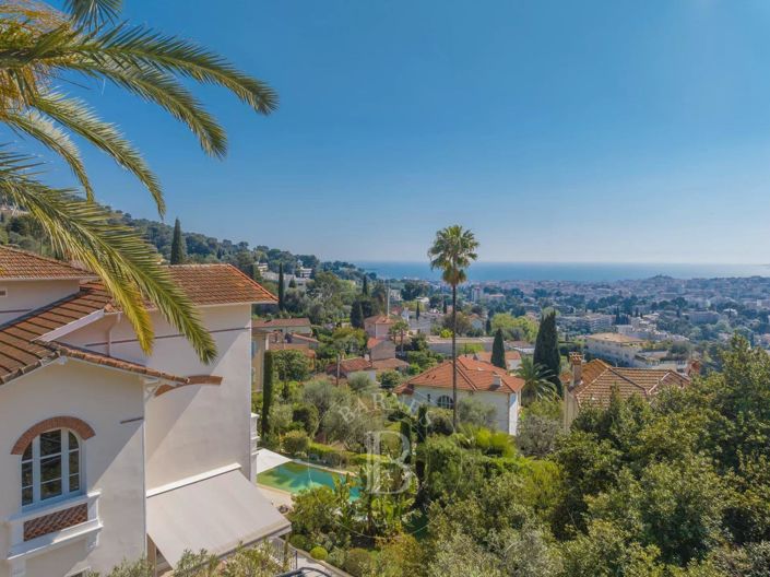 Image No.29-5 Bed House for sale