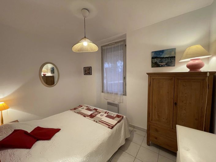 Image No.14-2 Bed Apartment for sale