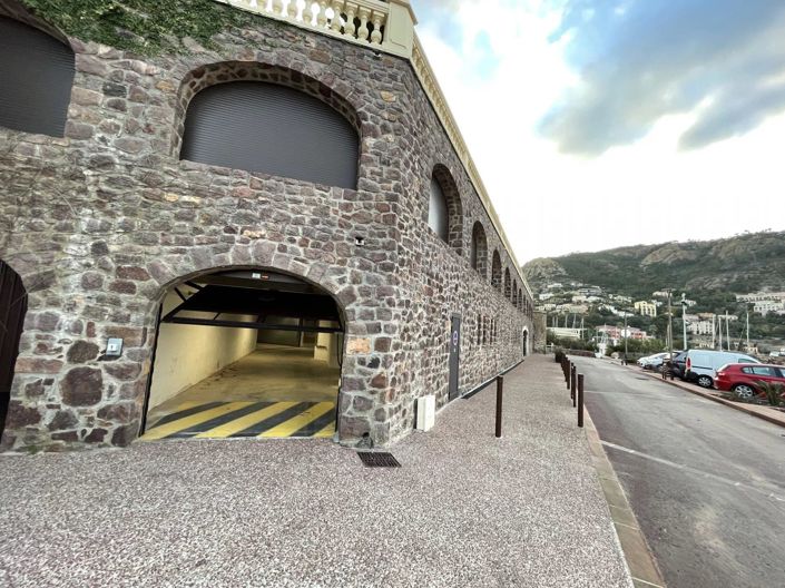 Image No.20-2 Bed Apartment for sale