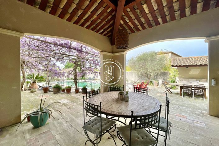 Image No.1-5 Bed House for sale