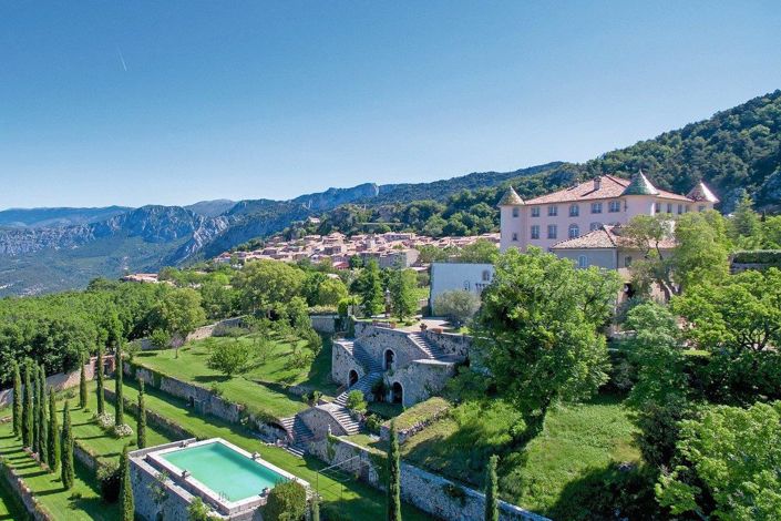 Image No.1-Propriété de 23 chambres à vendre à Aiguines