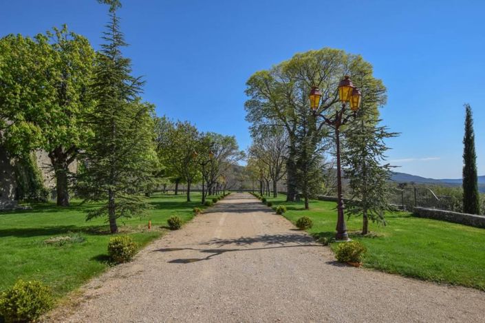 Image No.11-Propriété de 23 chambres à vendre à Aiguines