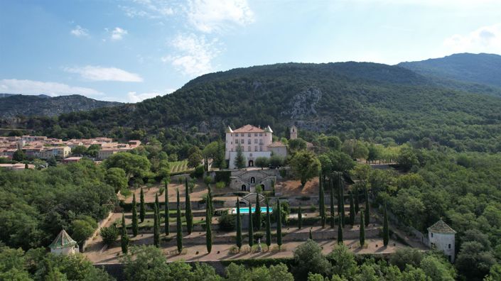 Image No.5-23 Bed Property for sale