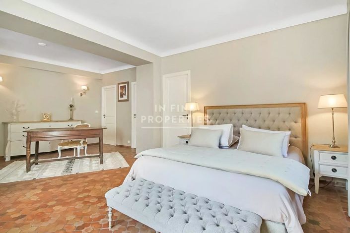 Image No.11-4 Bed House for sale