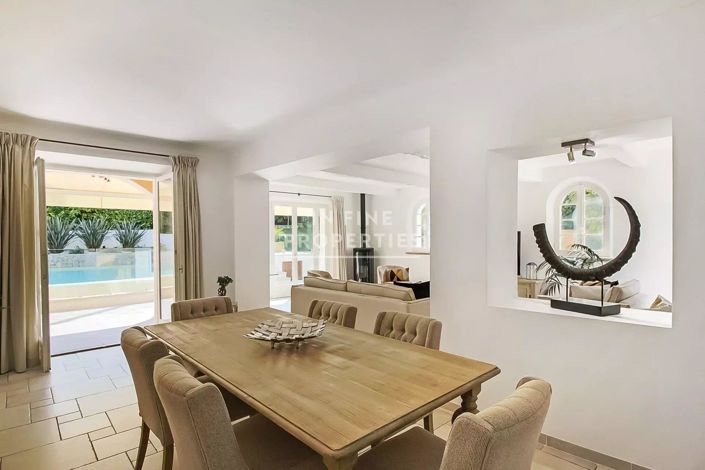 Image No.7-4 Bed House for sale