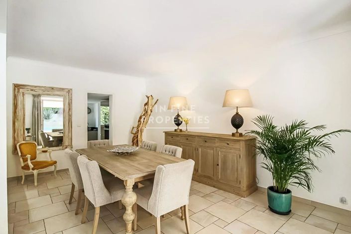 Image No.8-4 Bed House for sale