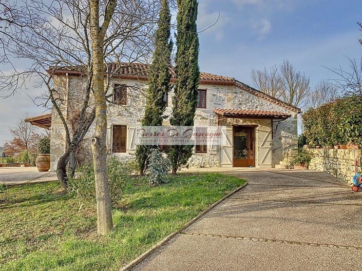 Image No.1-5 Bed House for sale