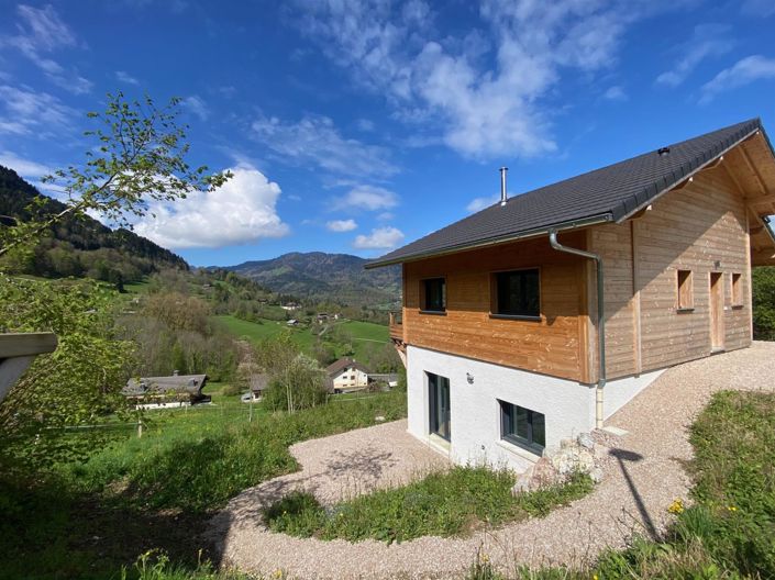 Image No.1-3 Bed Property for sale