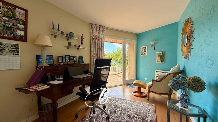 Image No.16-7 Bed House for sale