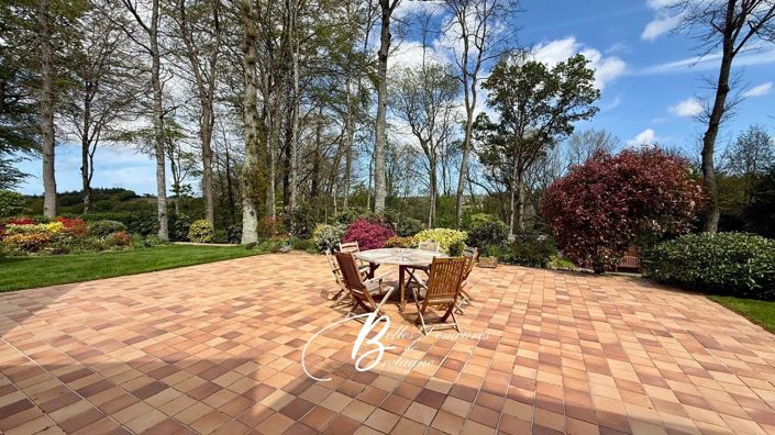 Image No.5-7 Bed House for sale