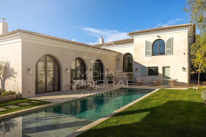 Image No.1-5 Bed House for sale