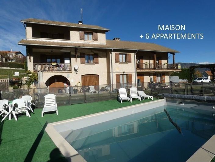 Image No.1-10 Bed House for sale