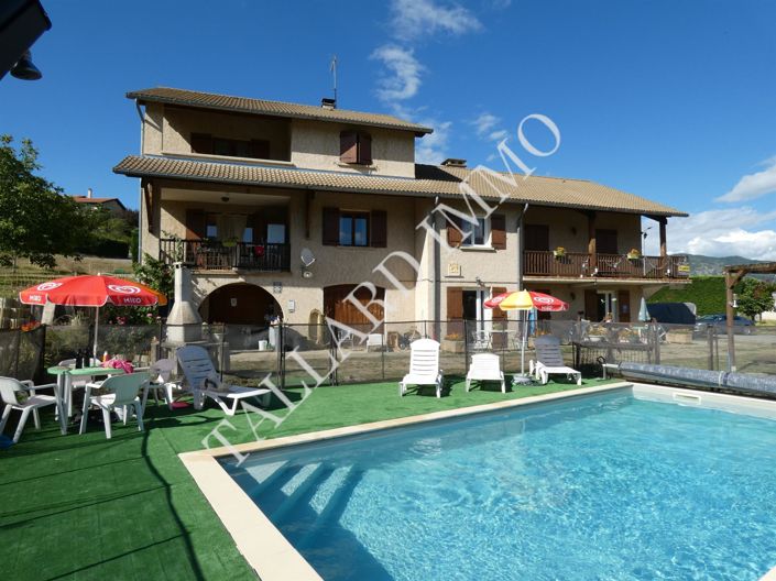 Image No.15-10 Bed House for sale