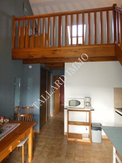 Image No.8-10 Bed House for sale
