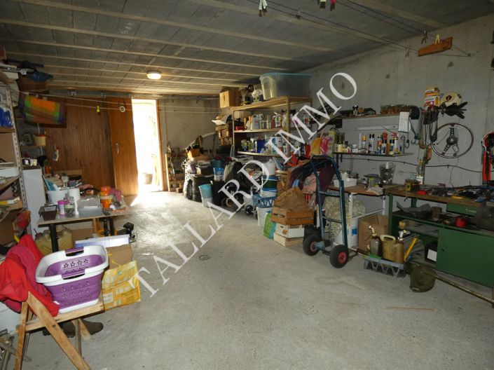 Image No.9-10 Bed House for sale