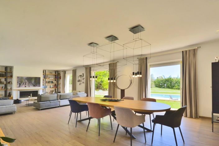 Image No.13-4 Bed House for sale