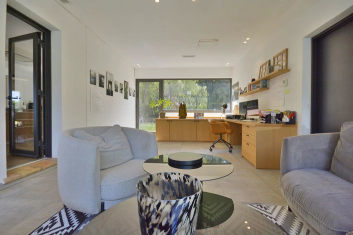 Image No.16-4 Bed House for sale