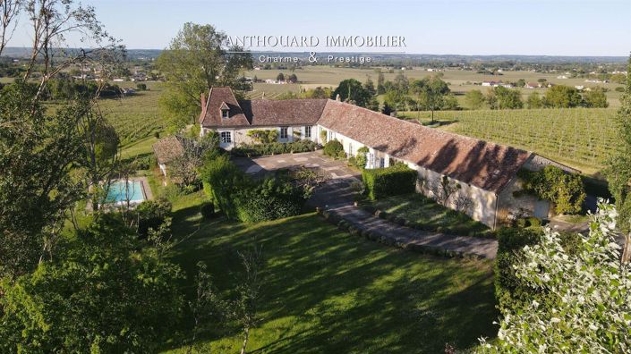 Image No.1-8 Bed House for sale