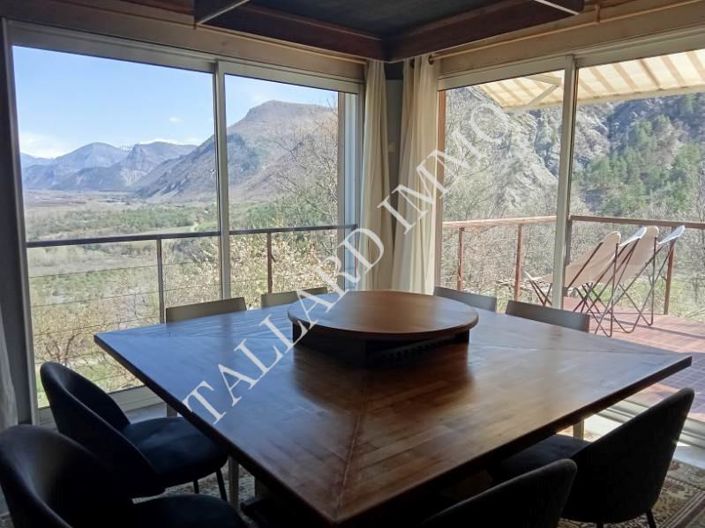 Image No.19-2 Bed House for sale