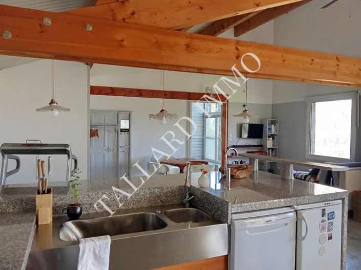 Image No.25-2 Bed House for sale