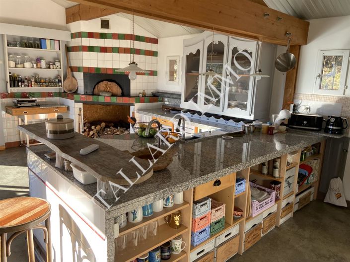 Image No.7-2 Bed House for sale