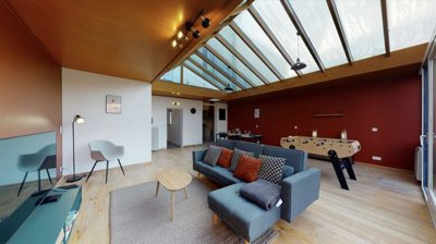 1 - Suresnes, Maison