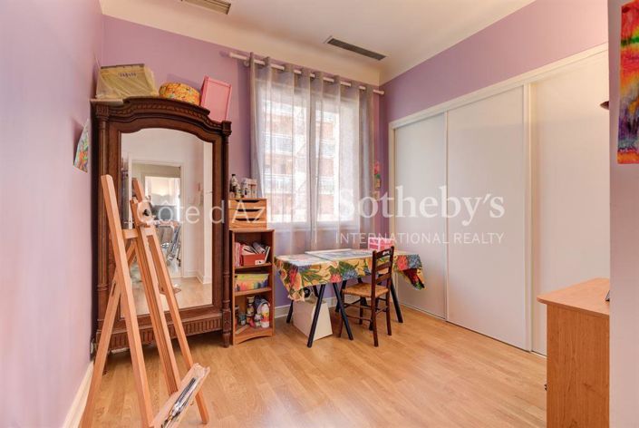 Image No.14-5 Bed House for sale