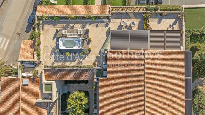 Image No.14-3 Bed Apartment for sale