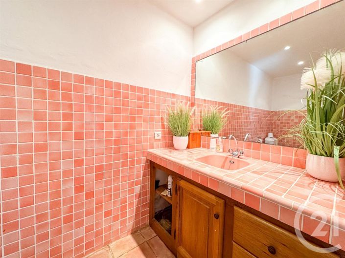 Image No.15-4 Bed House for sale