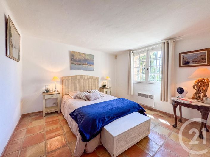 Image No.16-4 Bed House for sale