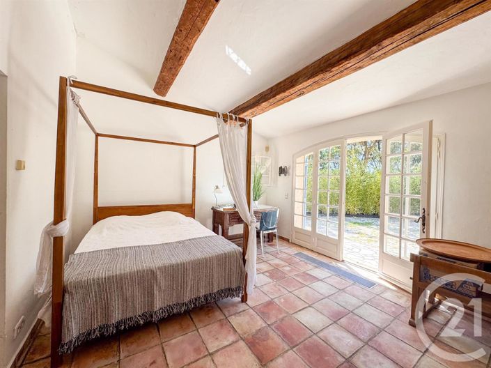 Image No.20-4 Bed House for sale