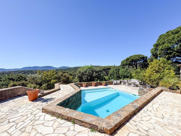 Image No.24-4 Bed House for sale