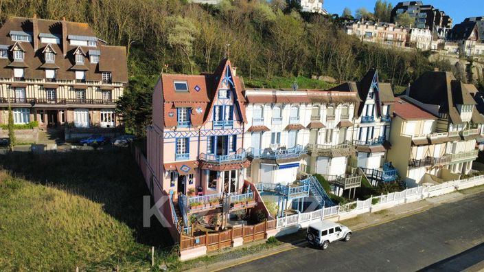 Image No.1-5 Bed House for sale