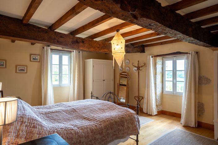 Image No.17-4 Bed House for sale