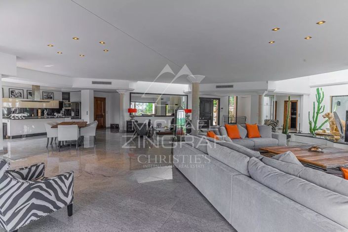 Image No.10-6 Bed House for sale