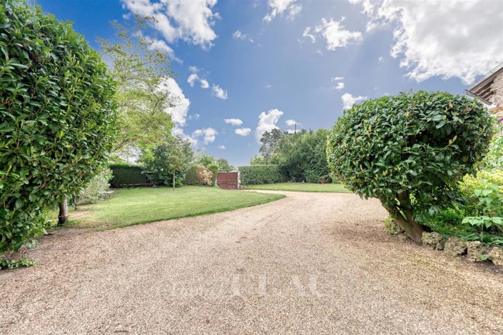 Image No.13-5 Bed House for sale