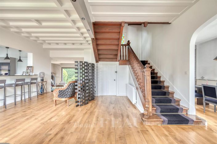 Image No.4-5 Bed House for sale