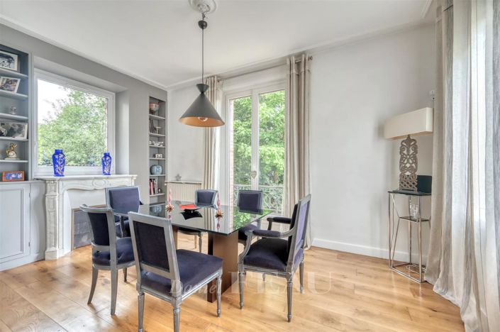 Image No.5-5 Bed House for sale