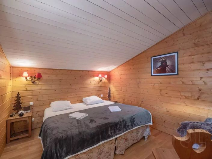 Image No.20-2 Bed Property for sale