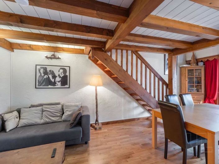 Image No.26-2 Bed Property for sale