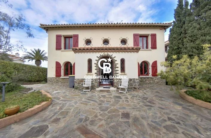 Image No.1-3 Bed House for sale