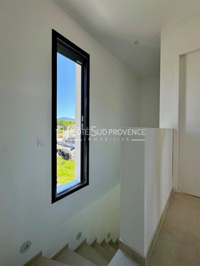 Image No.10-Maison de 3 chambres à vendre à Carpentras