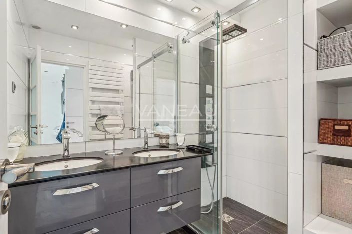 Image No.19-Appartement de 2 chambres à vendre à Neuilly-sur-Seine