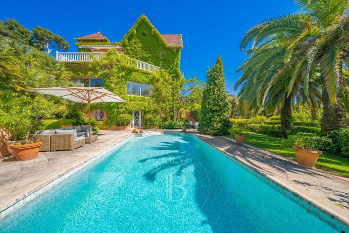 Image No.3-10 Bed House for sale