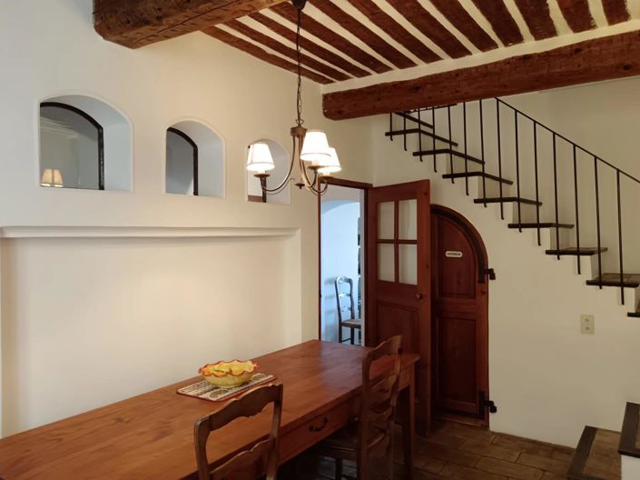 Image No.10-2 Bed House for sale