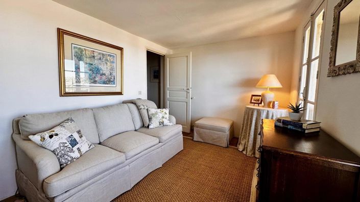 Image No.20-2 Bed House for sale