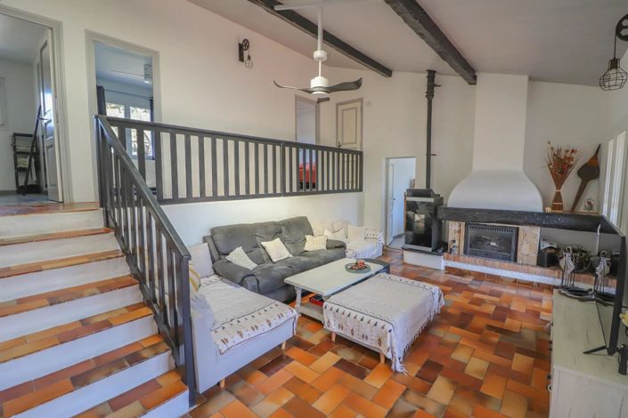 Image No.13-3 Bed House for sale