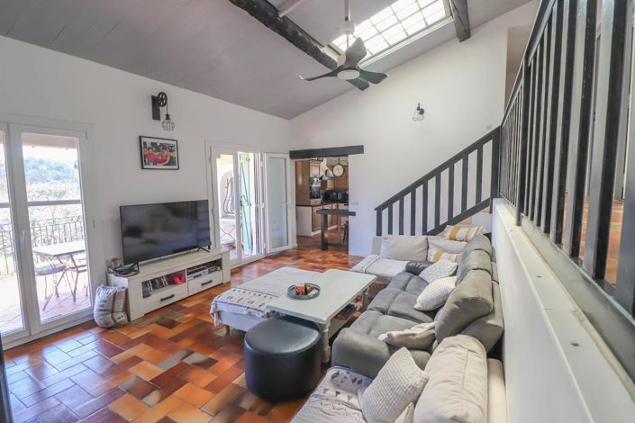 Image No.15-3 Bed House for sale