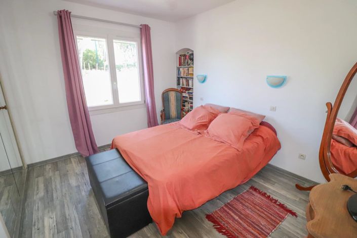 Image No.19-3 Bed House for sale