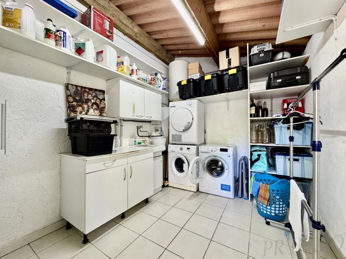 Image No.16-4 Bed House for sale